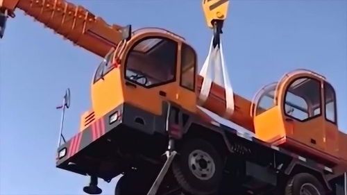 科技探秘 百噸工程機械高空懸掛，吊車起重能力顯神威